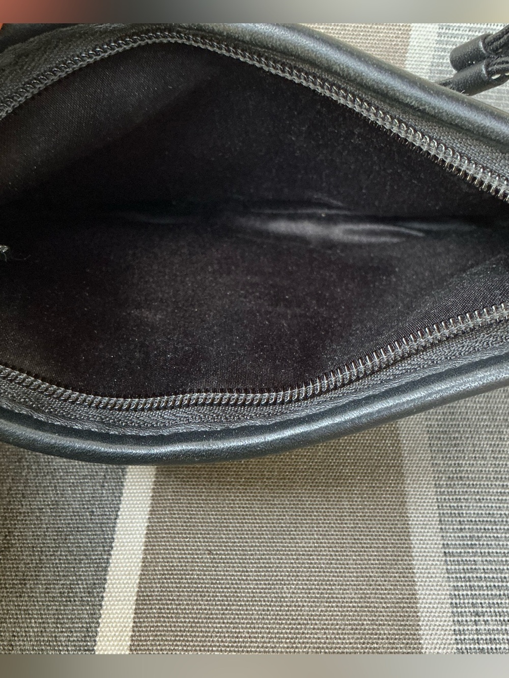 Coach Vintage Black and Gray/Brown Signature Canvas Mini Wristlet - Picture 5 of 9